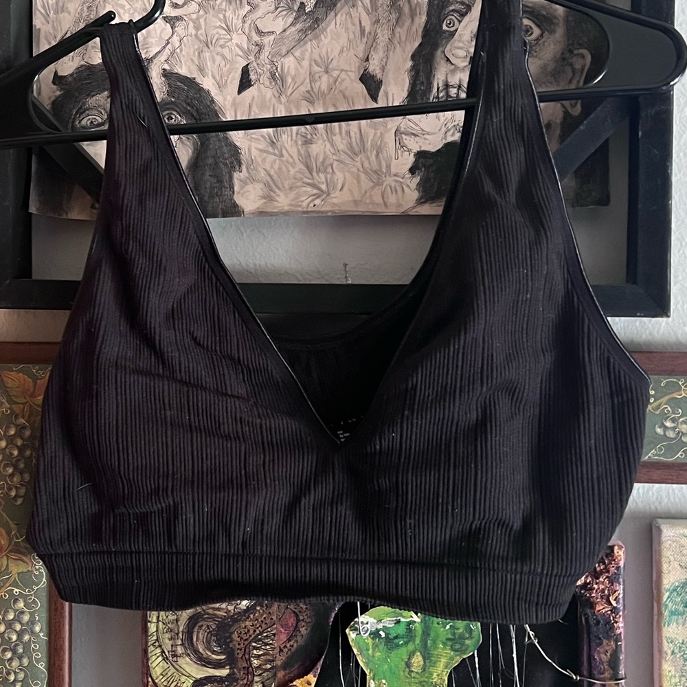 LOT OF 6- workout gym clothes medium/large - Picture 2 of 12